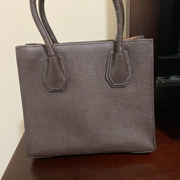 Micheal Kors Mercer Purse - Picture 2 of 6